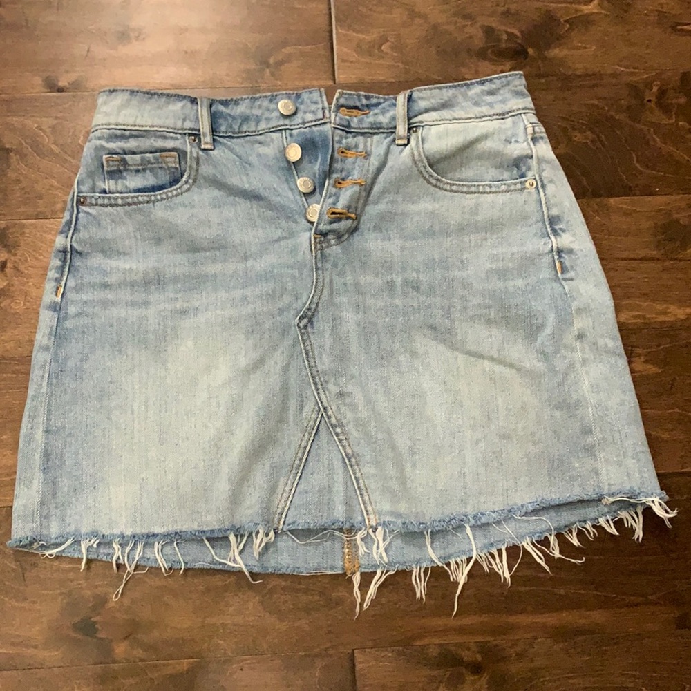 OLD NAVY blue jean skirt size 4